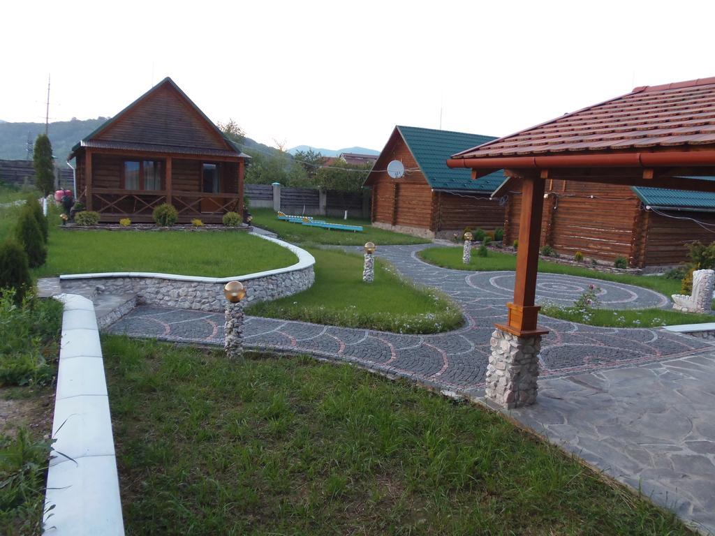 Tourist Complex Karina Hotel Поляна Екстериор снимка